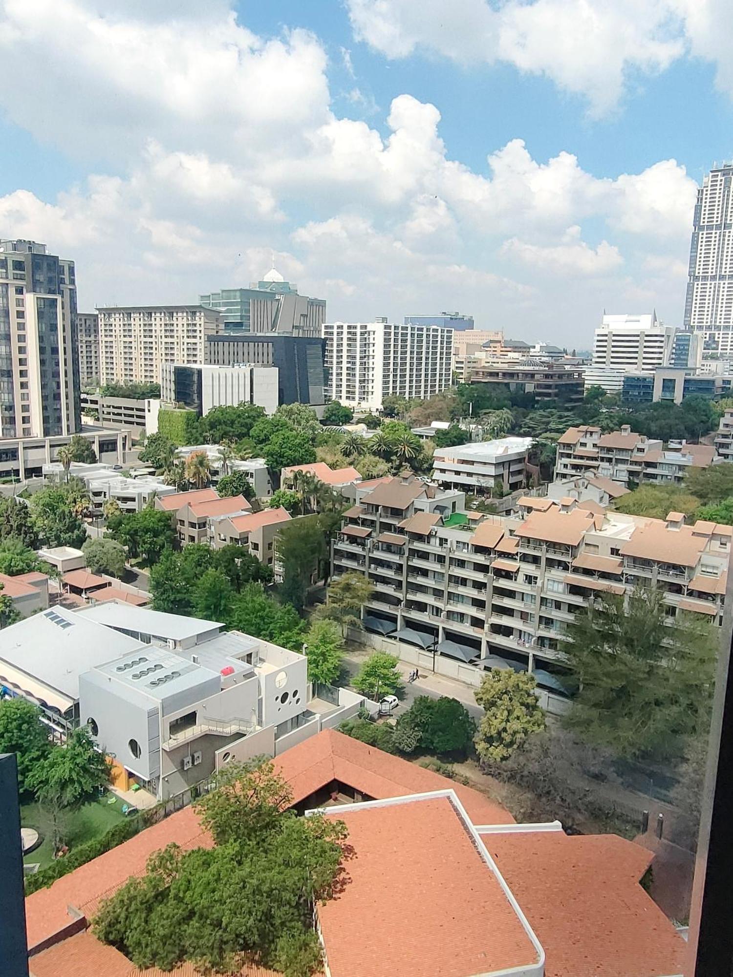 Appartement Spacious 2br Near Sandton -no Loadshedding Johannesburg