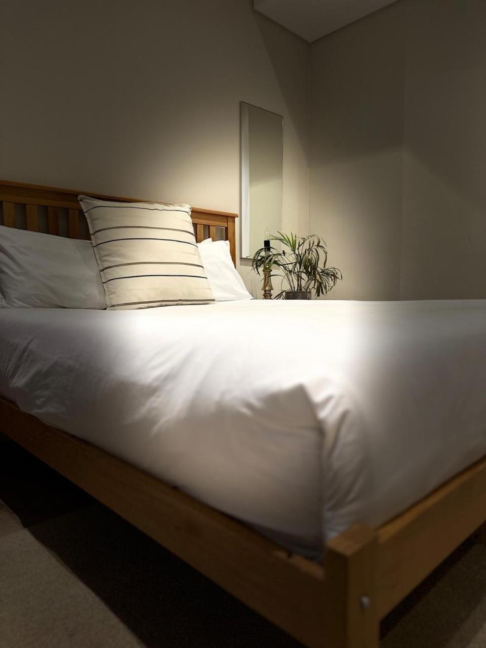 Spacious 2br Near Sandton -no Loadshedding Appartement